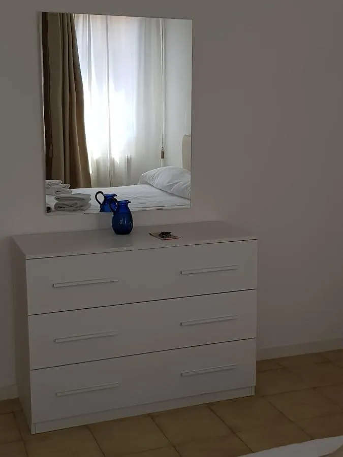 Butterfly Guest House Venice 0*,  Italy