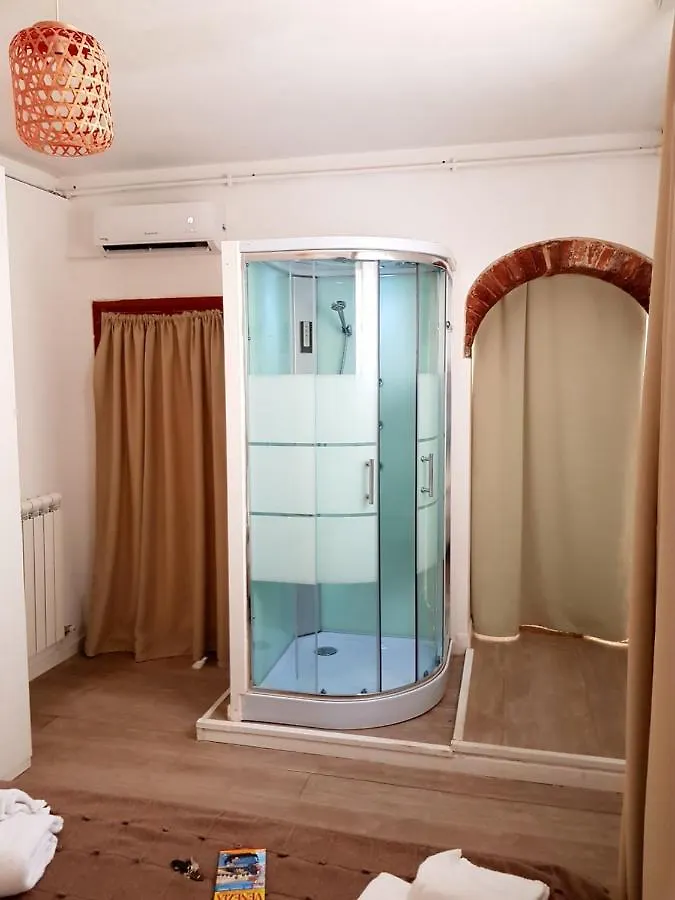 Butterfly Guest House Venice Italy